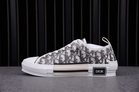 dior carpet oblique|Dior b23 low top.